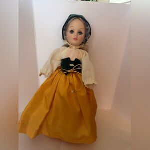 Vintage Effanbee "Poor Cinderella 11"Doll 1980's #1176 Pristine Condition in Box